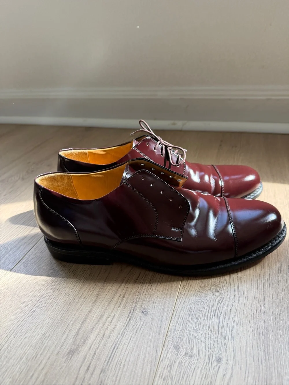 Tauer & Johnson Italian series men's 10C burgundy leather cap toe oxfords 6749